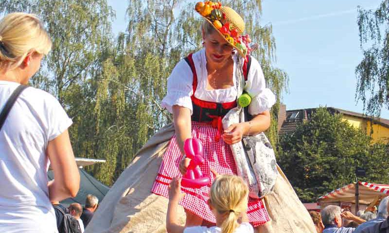 Endlich wieder Rübchensaison. Anlässlich des Erntebeginns der pikant schmeckenden Delikatesse lädt der Rübchenverein Teltow am 24. September wieder zum Rübchenfest rund um den Ruhlsdorfer Röthepfuhl.