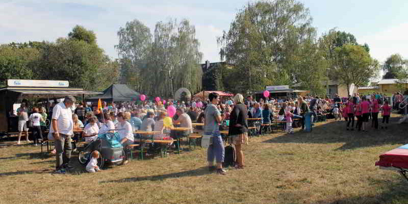 Endlich wieder Rübchensaison. Anlässlich des Erntebeginns der pikant schmeckenden Delikatesse lädt der Rübchenverein Teltow am 24. September wieder zum Rübchenfest rund um den Ruhlsdorfer Röthepfuhl.