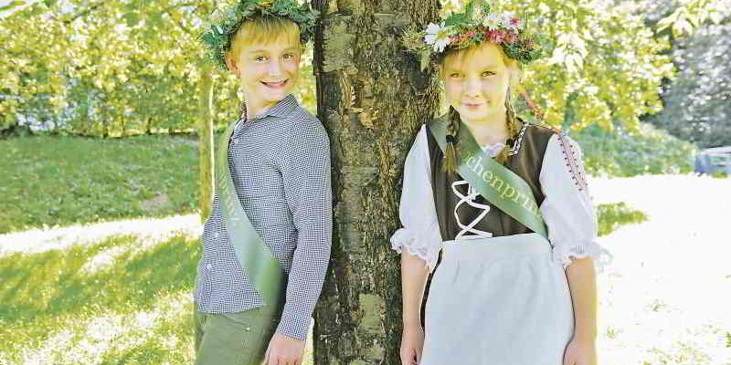 Aurelia Wende und Jonas Töller aus Stahnsdorf sind das neue Rübchenpaar. Sie werden die berühmte Teltower Spezialität in der Saison 2017 repräsentieren.