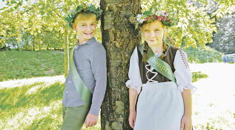 Aurelia Wende und Jonas Töller aus Stahnsdorf sind das neue Rübchenpaar. Sie werden die berühmte Teltower Spezialität in der Saison 2017 repräsentieren.