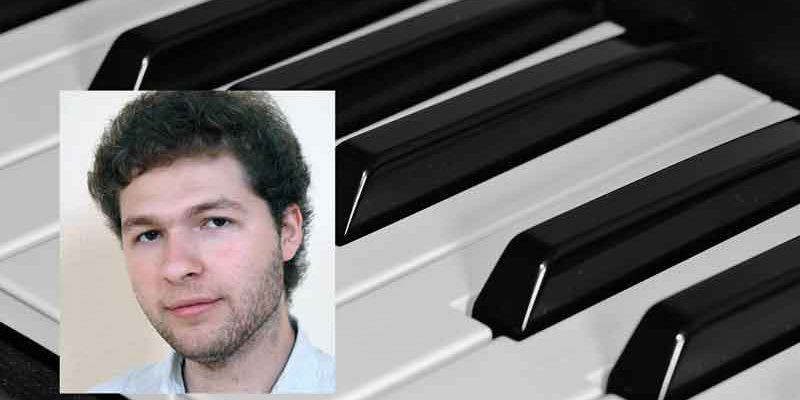 Am 24. September um 11:00 Uhr findet im KultRaum in Kleinmachnow eine neue Veranstaltung aus der Reihe KlassikRaum mit dem Pianisten Zhora Sargsyan statt.