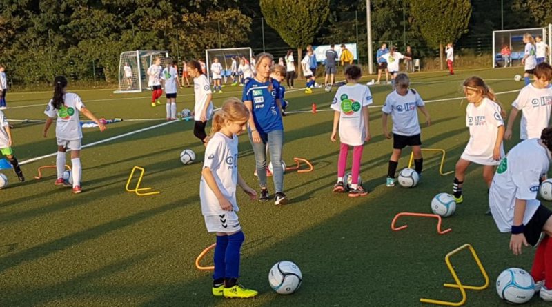 maedchenfussballtag artikelbild