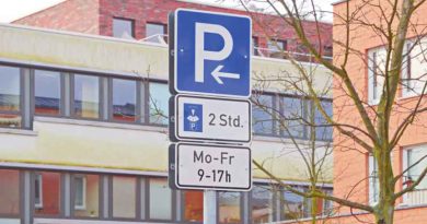 Der erste Vorschlag aus dem Bürgerhaushalt Kleinmachnows wurde umgesetzt. Für einige Parkplätze am Rathausmarkt gilt nun eine Parkzeitbeschränkung.