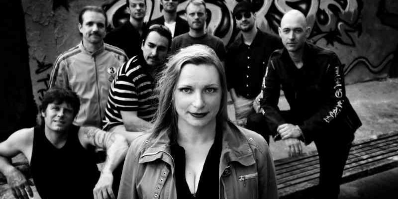 Die Berliner Brass-Band beat 'n blow hat für das Konzert im KultRaum Kleinmachnow am 3. Dezember das spezielle Programm Winterabend! vorbereitet.