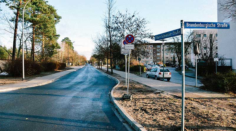 Albrecht-Schweitzer-Straße in Ludwigsfelde