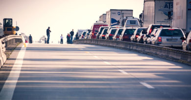 Stau auf der Autobahn (c) pixabay