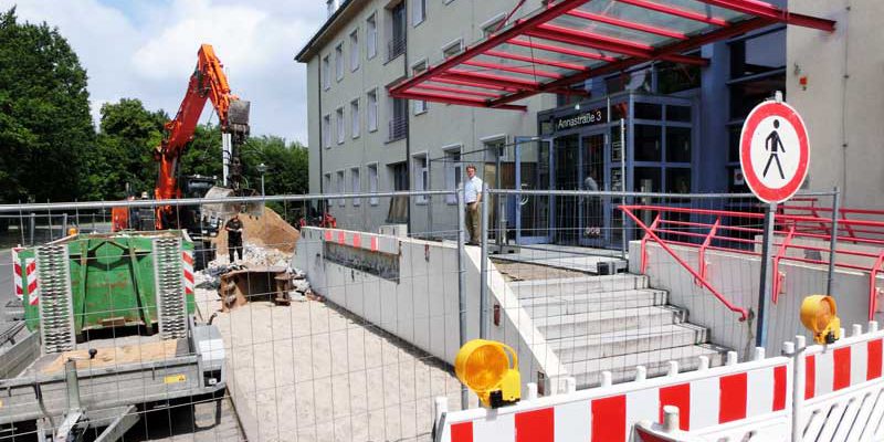Eingangsportal_Stahnsdorf_Baustart