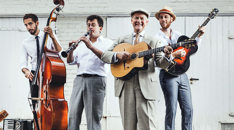 Als erstes Highlight zum zehnjährigen Bestehen des Kulturvereins Großbeeren gibt sich das „Premier Swingtett“ am 02. Februar die Ehre. Bei der schwungvollen Musikauswahl trifft amerikanischer Swing auf französische Chansons und russische Seele auf Berliner Herz mit Schnauze. Die Band um den Gitarristen des Palastorchesters Max Raabe gastiert um 20:00 Uhr im Gemeindesaal Großbeeren und eröffnet das Jubiläumsjahr.