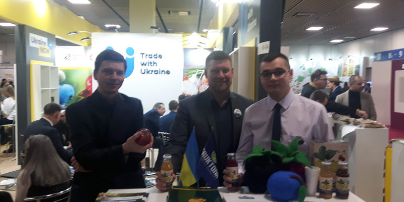 Am 6. Februar öffneten sich in den Charlottenburger Messehallen unter dem Funkturm die Tore zur Fruit Logistica. Eines der beteiligten 130 Länder in den Messehallen ist die Ukraine.