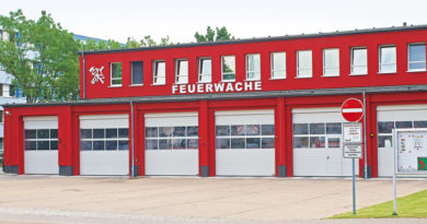 Am 21. September ­von Am 21. September ­veranstaltet die Feuerwehr Teltow 10:00 bis 16:00 Uhr veranstaltet die Feuerwehr Teltow zusammen mit der Polizei und dem Rettungsdienst einen Tag der offenen Tür.