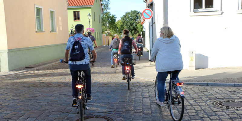Die Stadt Teltow hat vom 6. bis 26. September erstmals an der bundesweiten Aktion STADTRADELN teilgenommen. 52 Teams haben sich beteiligt und insgesamt fünf Tonnen Kohlendioxid eingespart.