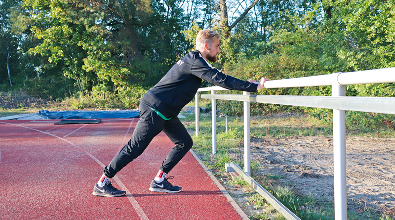 Vor drei Jahren tauschte Felix Krüsemann die Fußballtöppen endgültig gegen Spikes. Im November startet der 18-Jährige des RSV Eintracht 1949 nun für Deutschland bei den Weltmeisterschaften der Paraathleten über 1500 Meter in Dubai. Und will ganz nebenbei die Norm für die Paralympics in Tokio laufen.