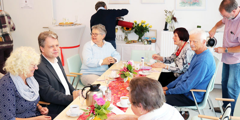 Passend zum Weltseniorentag feierte die Seniorenbegegnungsstätte in Stahnsdorf am 1. Oktober ihren ersten Geburtstag.