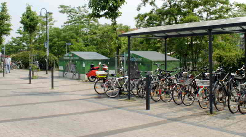 S-Bahnhof Teltow Ahlener Platz Fahrradständer