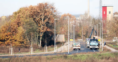 Biomalzspange Stahnsdorf und Teltow: Baumpflanzungen gestartet – Verkehrsfreigabe am 13. Dezember 2019 vorgesehen.