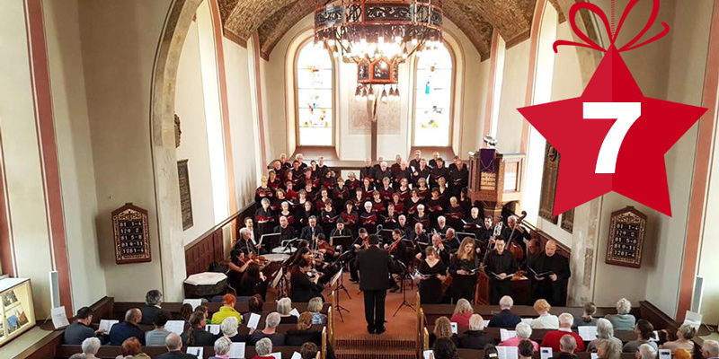 Lieder singen, Märchen hören, Plätzchen backen und festliche Dekoration basteln – das gehört für uns genauso zur Adventszeit wie über Weihnachtsmärkte zu schlendern. In der Region ist auch allerhand los am zweiten Adventswochenende.