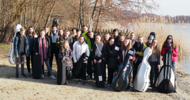 Bei der Verleihung des JugendKulturPreis Landkreis Potsdam-Mittelmark ist das CODA Jugendkammerorchester gemeinsam mit dem Diakonischen Werk im Landkreis Potsdam-Mittelmark e.V. mit dem 1. Platz ausgezeichnet worden.