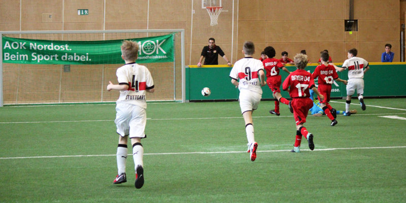 Am Wochenende findet in der Sporthalle der internationalen Schule in Kleinmachnow das 6. AOK Juniorenmasters statt.