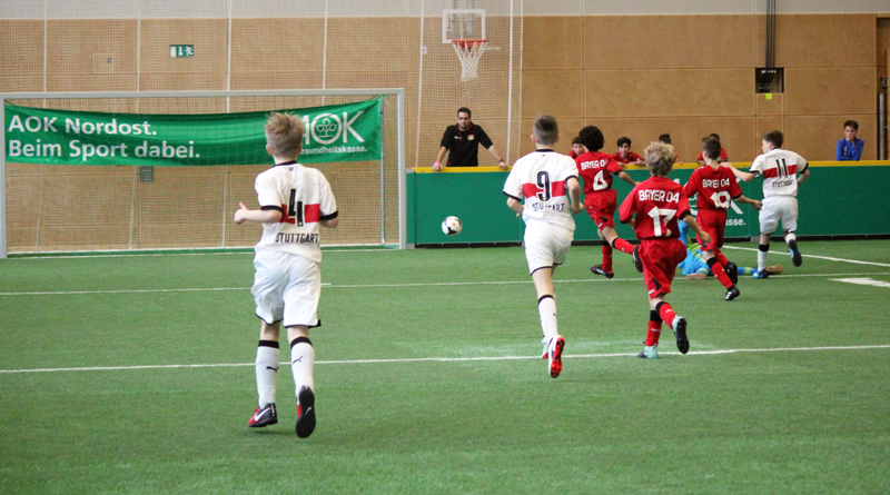 Am Wochenende findet in der Sporthalle der internationalen Schule in Kleinmachnow das 6. AOK Juniorenmasters statt.