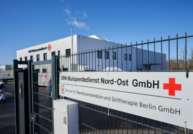 Deutsches Rotes Kreuz eröffnet Logistikzentrum in Großbeeren
