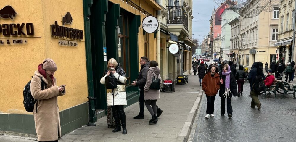 Straßenszene in Lwiw, Ukraine