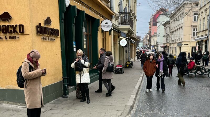 Straßenszene in Lwiw, Ukraine