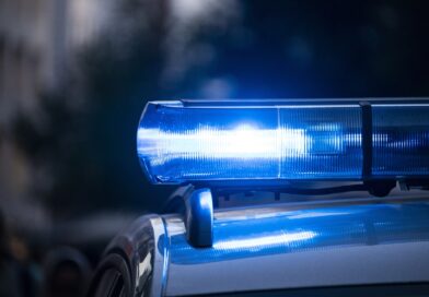 Kleinmachnow – Mann auf dem Rathausmarkt geschlagen – Staatsschutz ermittelt