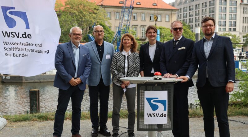 1. Rammschlag – Ersatzneubau des Wehres Mühlendamm mit Herstellung der ökologischen Durchgängigkeit