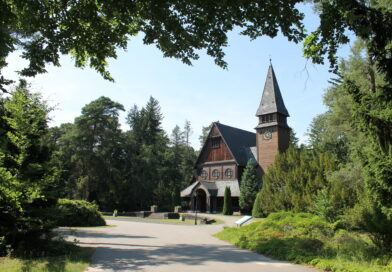 Peter Sattmann hat auf dem Südwestkirchhof Stahnsdorf seine letzte Ruhestätte gefunden