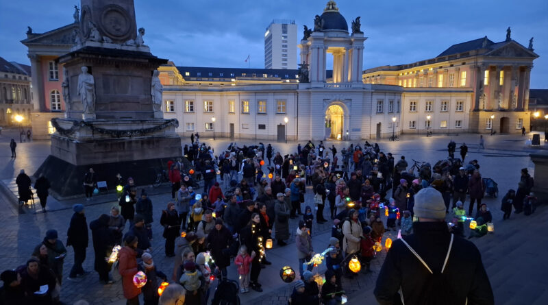 Potsdam – Lichterfest auf dem Alten Markt am 24. Januar Potsdam – Lichterfest auf dem Alten Markt am 24. Januar