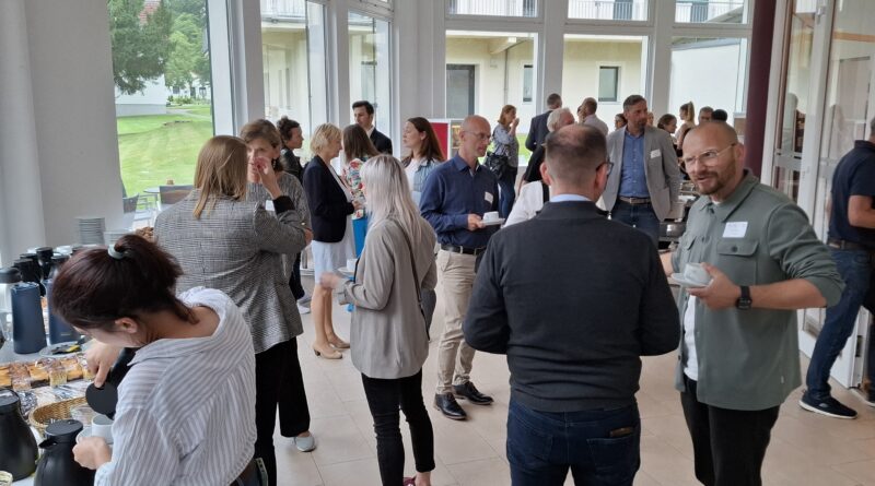 Zukunftsfähig wirtschaften: Seminar und Fachtag zu sozialem Unternehmertum am 07. Juli in Beelitz-Heilstätten Zukunftsfähig wirtschaften: Seminar und Fachtag zu sozialem Unternehmertum am 07. Juli in Beelitz-Heilstätten